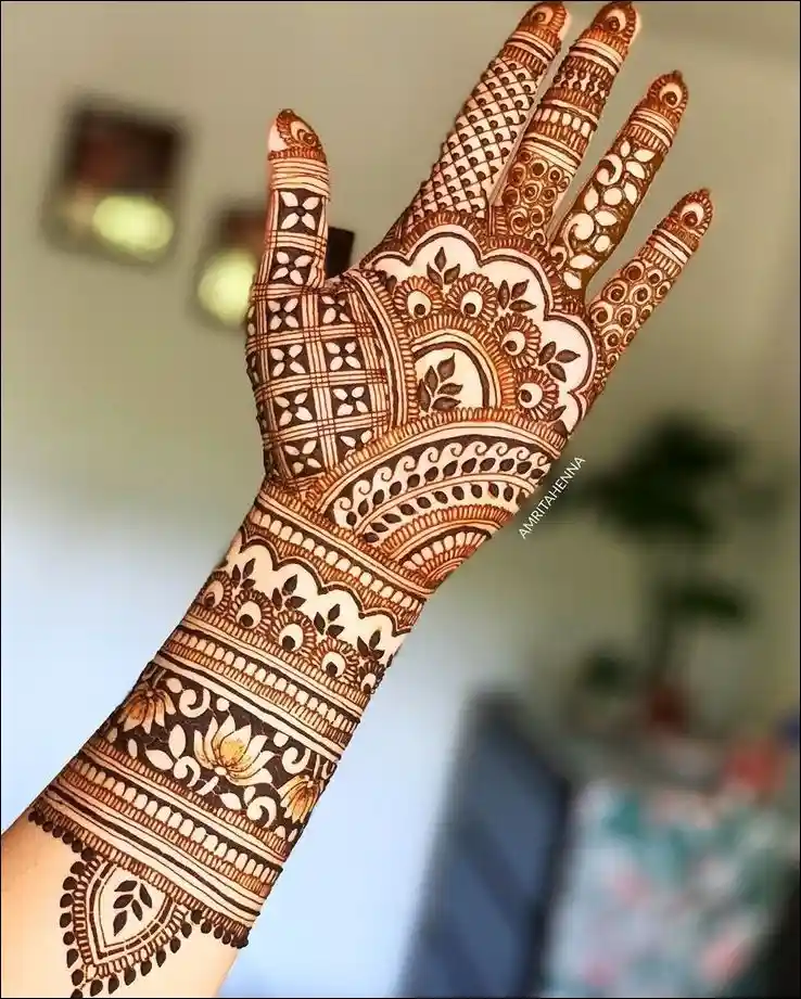 Simple Mehndi Design Image