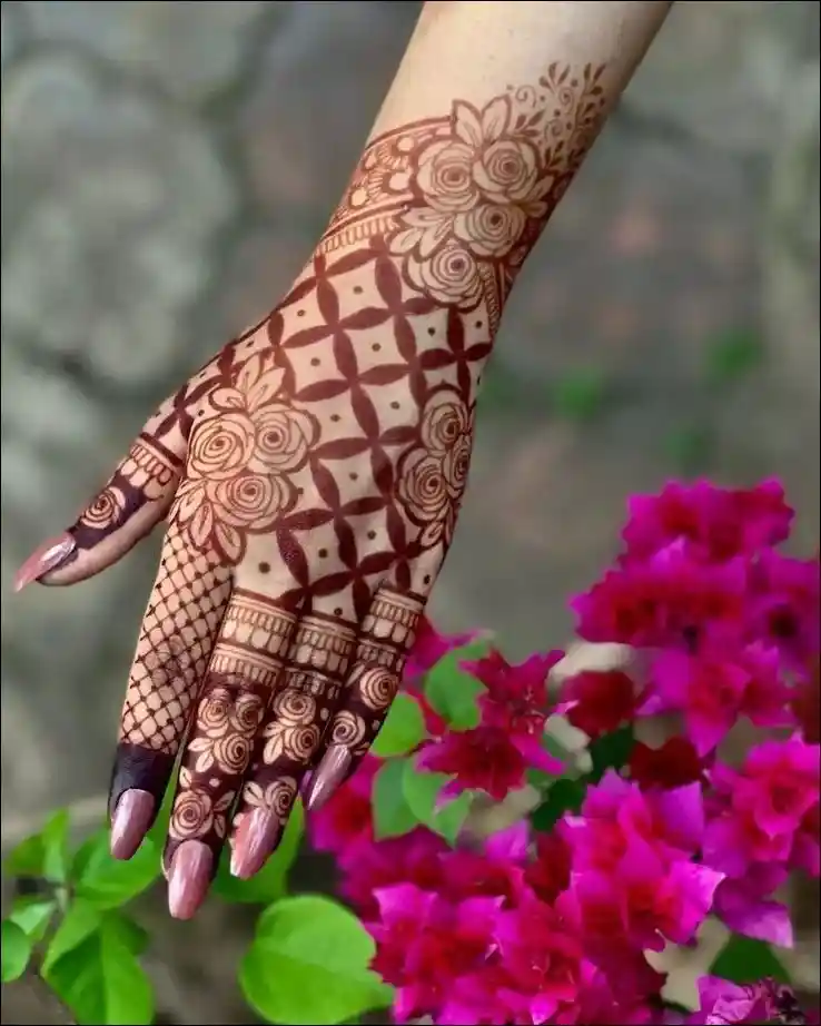 Back Hand Mehndi Design Image